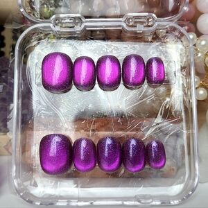 Purple Cateye Press-On Nail Set